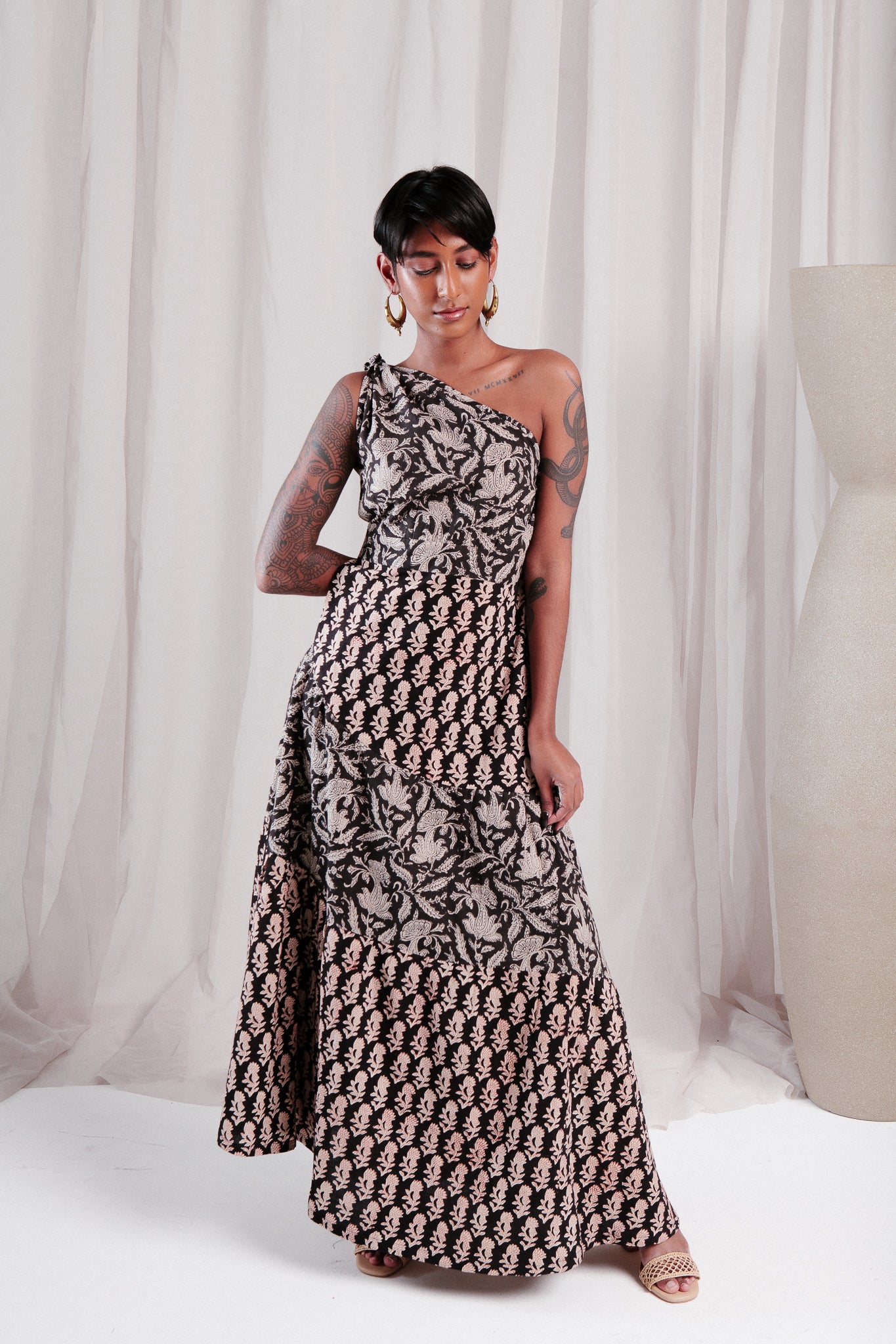SITA One shoulder dress in Raven